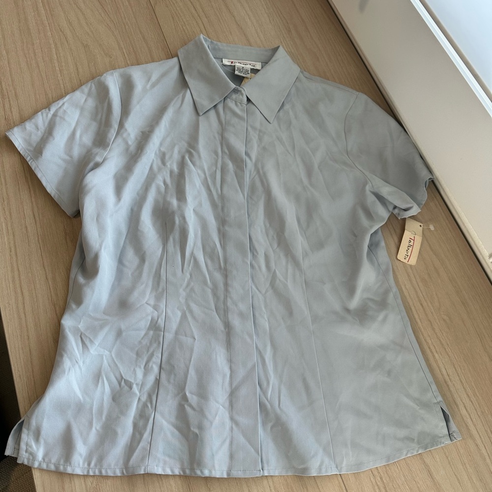 Talbots women’s soft button up shirt